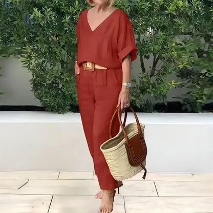 Eleganten ženski komplet iz lana in bombaža: ohlapna bluza z V-izrezom in dolge hlače, mehak, zračen in hladen material
