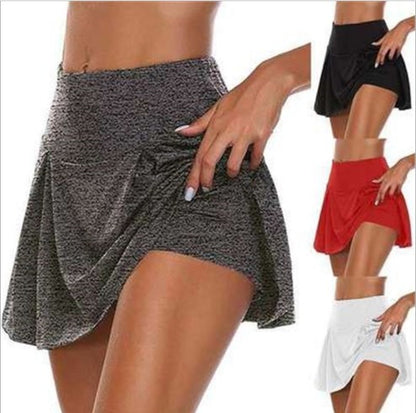 🔥【49% ZNIŻKI】👗【Kup 1, otrzymaj 1 za darmo】2 sztuki damskich sukienek ze zintegrowanymi spodenkami do sportu i fitnessu – dostępne w 13 kolorach