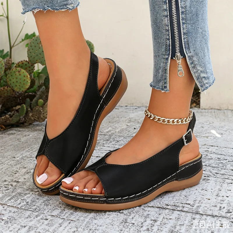 👡 Premium rimski sandali iz kravje kože – debel anatomski podplat, hitro zapenjanje z ježkom in velike velikosti 36–43! ☀️✨