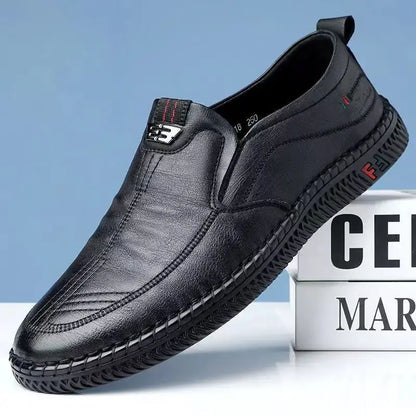 🔥【Časovno omejena ponudba: 50 % popust!!】🔥[Velikosti 38–44]👞Mehki usnjeni čevlji za starejše moške | Zračni in udobni | Celodnevna hoja brez bolečin